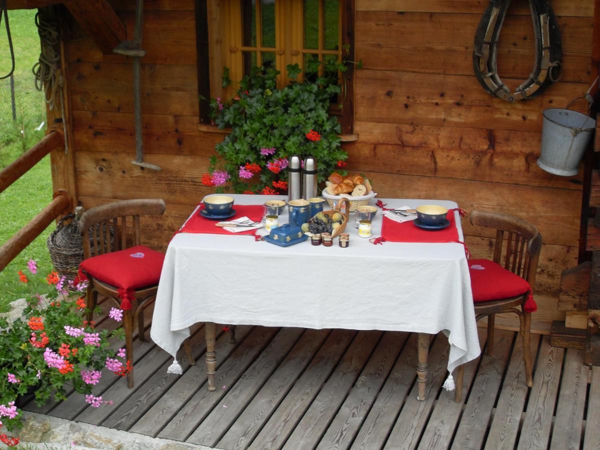 Bed and Breakfast Le Grenier Saint-Paul-en-Chablais Esterno foto